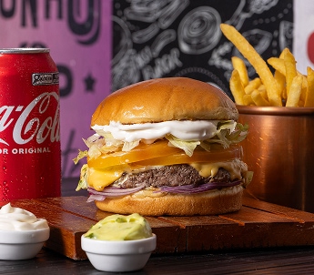 Foto do Combo Tasty - Pelotas Burgers